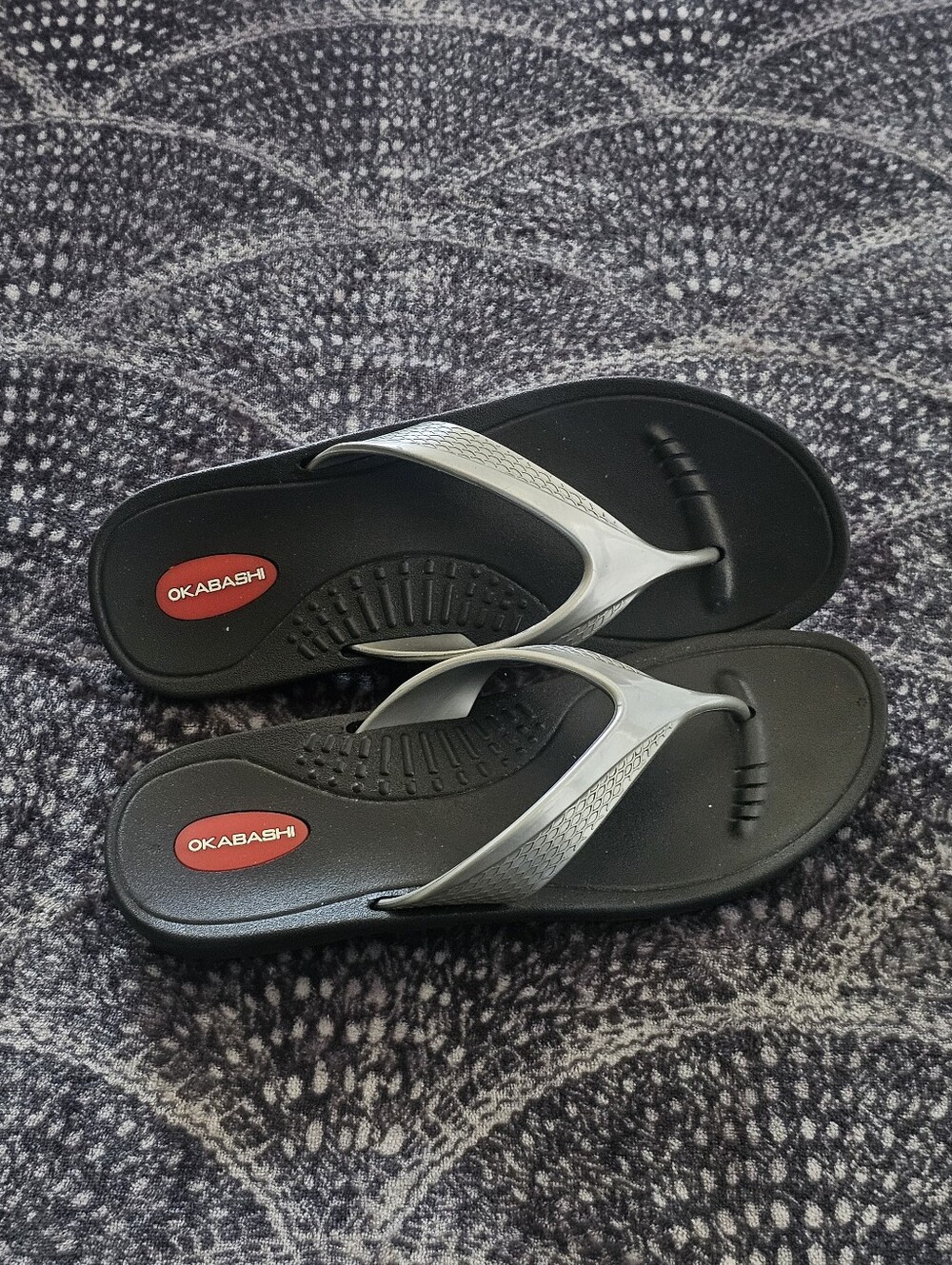 Okabashi Black Flip Flops M/L with Silver Straps